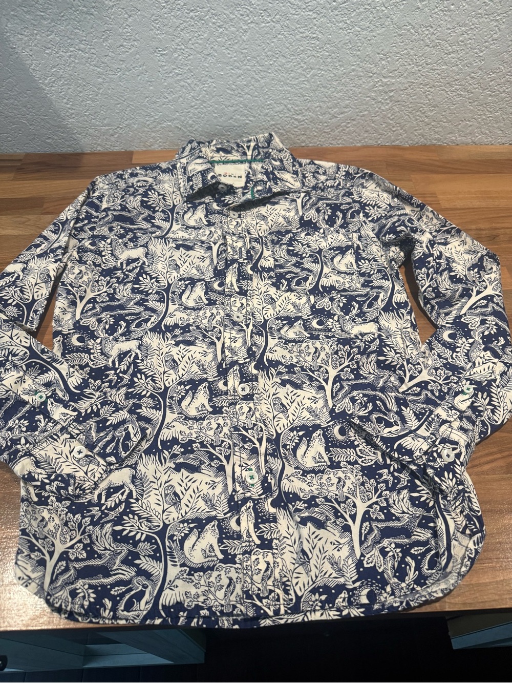 Mini Boden Blue & White Printed Button-Up Shirt size 11-12